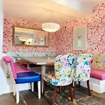 The Swan And 4* Newby Bridge