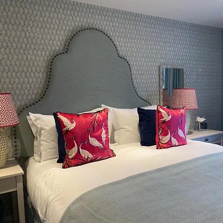 Hotel The Swan And Newby Bridge