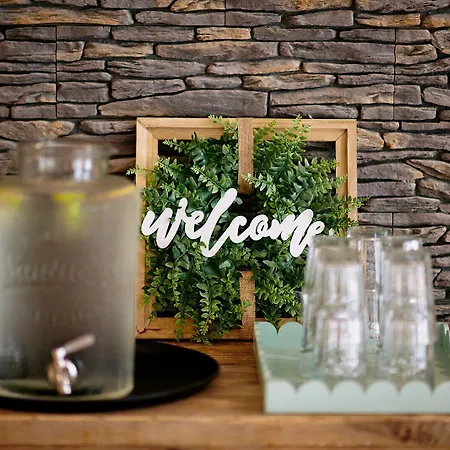 The Swan And Hotel Newby Bridge