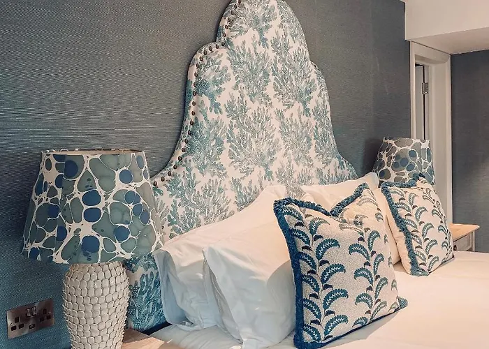 The Swan And 4* Newby Bridge