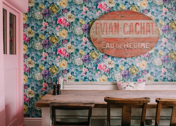 Hotel The Swan And Newby Bridge