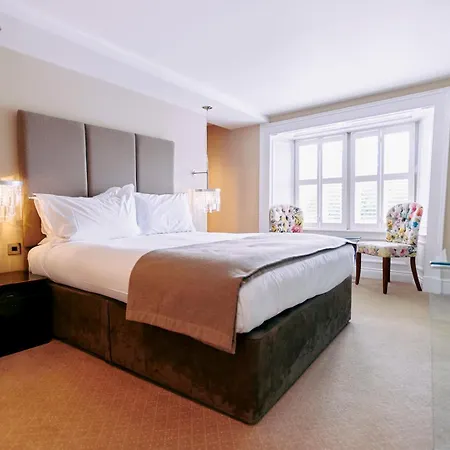 호텔 The Swan And 4*