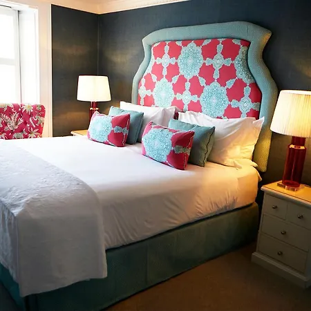 The Swan And 4* Newby Bridge